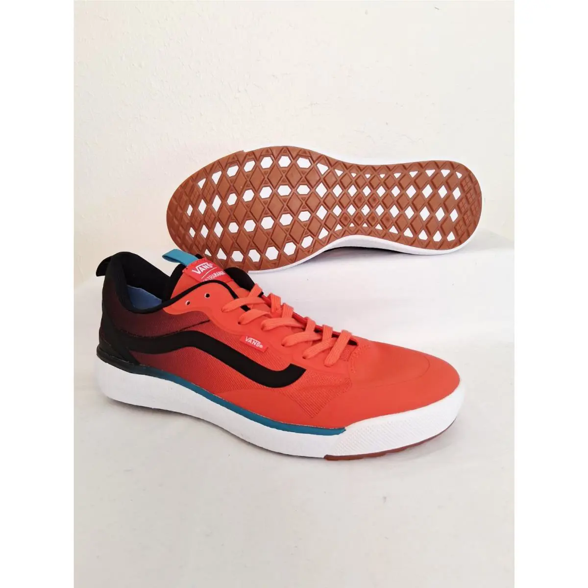 Vans shoes - Vans MTE Ultrarange Exo Bright Orange - VN000CWCZT4 - Multicolor, Manufacturer: Bright Orange (UPC: 197065663353) 0