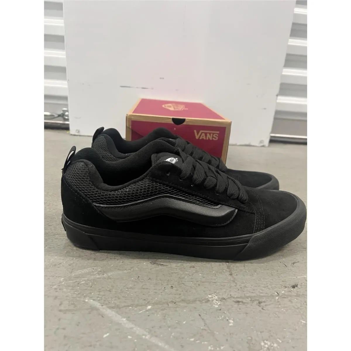 Vans shoes - VANS Knu Skool - Knu Skool - VN009QCBKA - Black 0