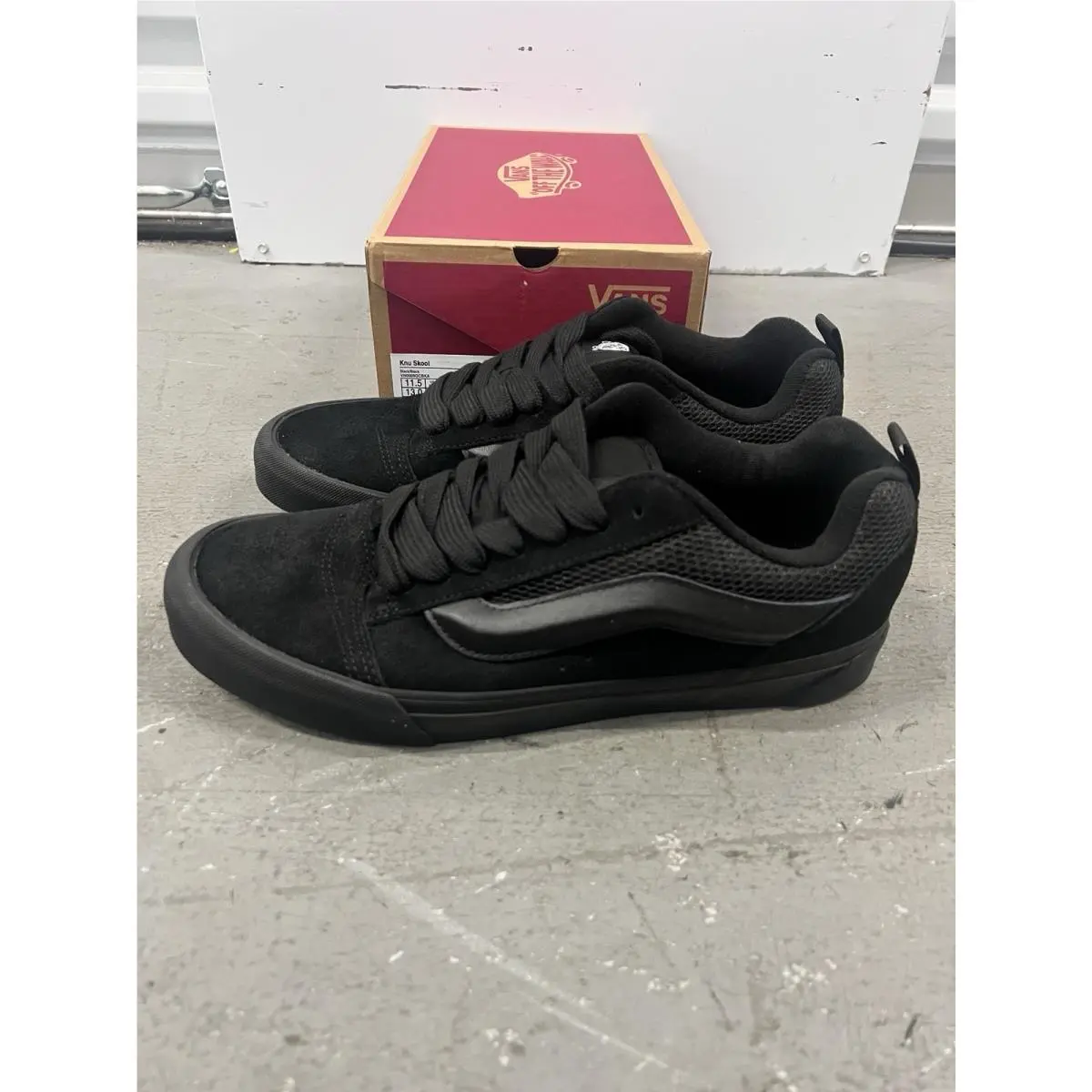Vans shoes - VANS Knu Skool - Knu Skool - VN009QCBKA - Black 2