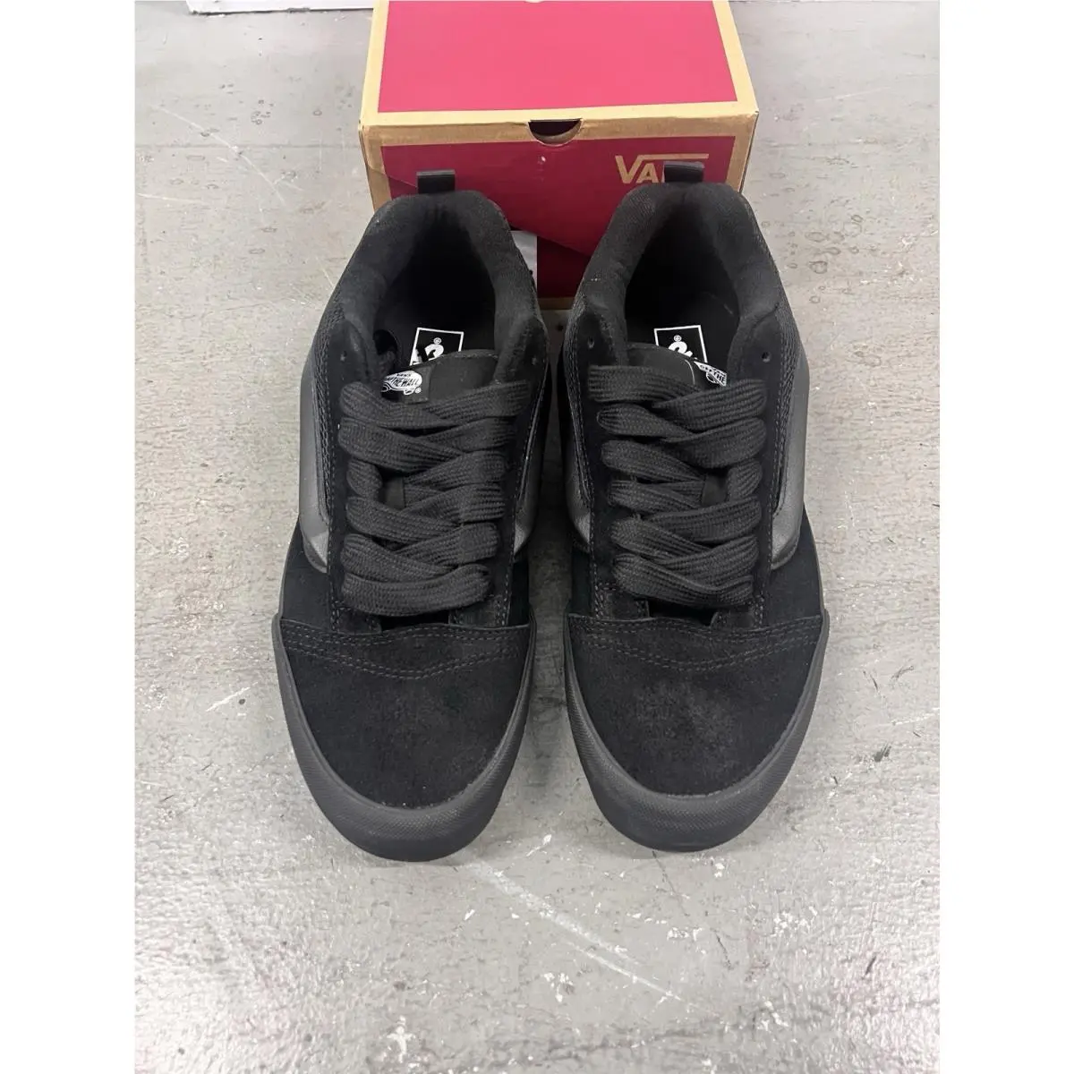 Vans shoes - VANS Knu Skool - Knu Skool - VN009QCBKA - Black 4