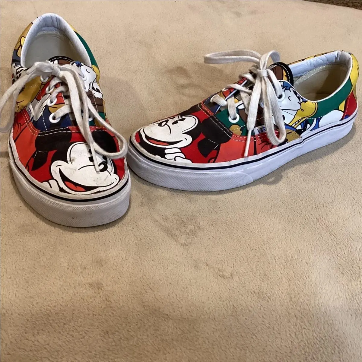 Vans Disney Collab Mickey Friends Donald Goofy Pluto Women`s Size 7.5/Men`s 6