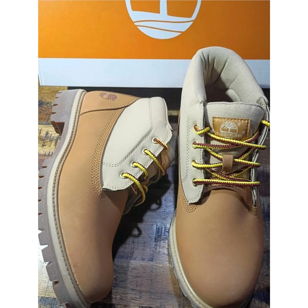 Mens Timberland Premium Mid Lace Chukka Boot Wheatcream W Box Sz 8.0