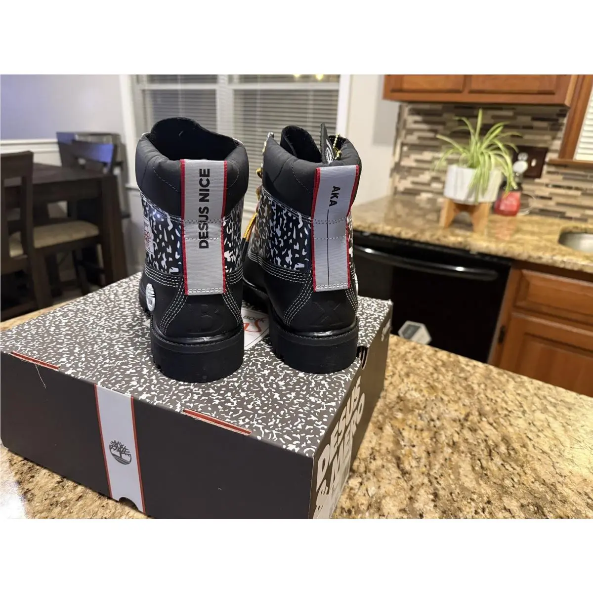 Timberland shoes - TIMBERLAND MEN`S DESUS & MERO X 6-INCH BOOTS - Black Full-Grain/White 3