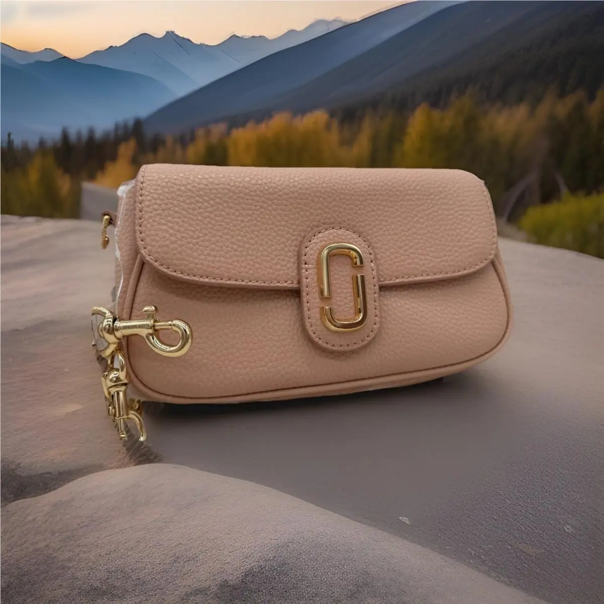Marc Jacobs The Clover Leather Shoulder Crossbody In Rose