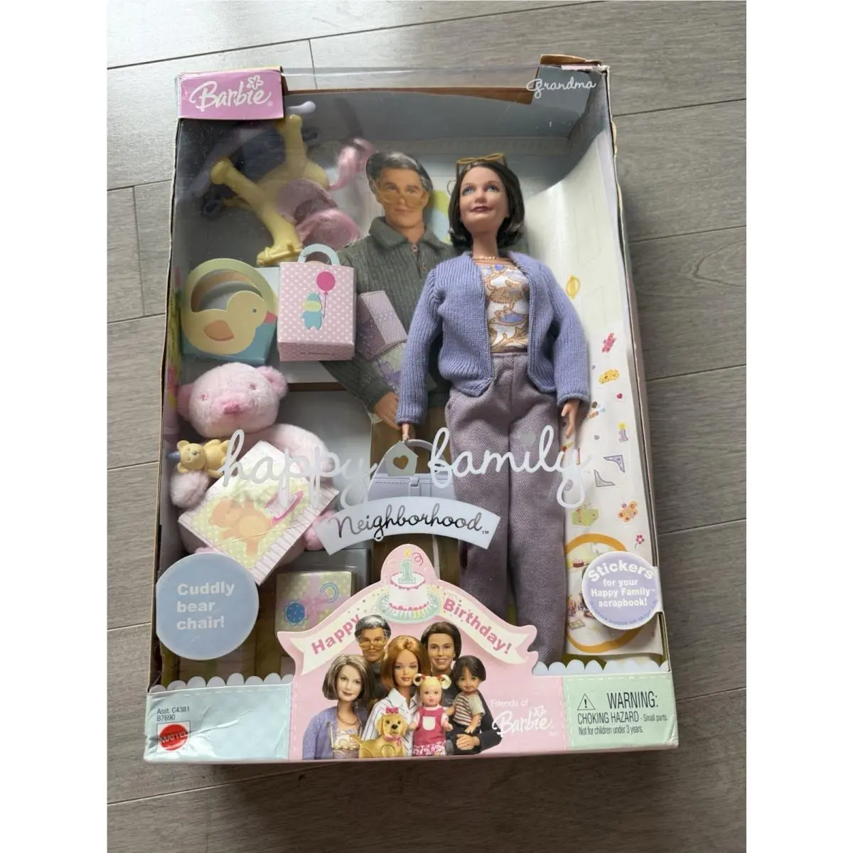 Nrfb Vintage 2003 Barbie Happy Family Neighborhood Grandma Birthday Set B7690