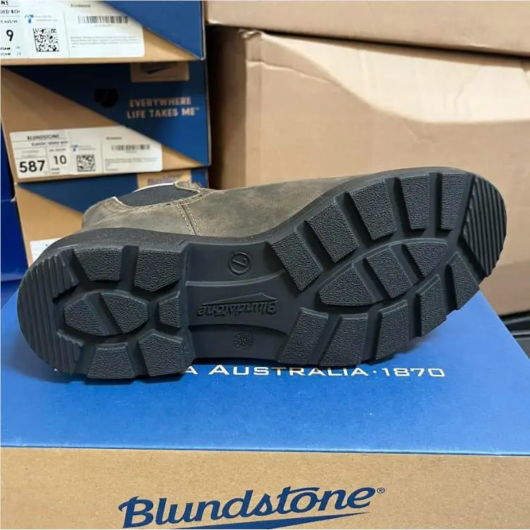 Blundstone shoes - Brown 1