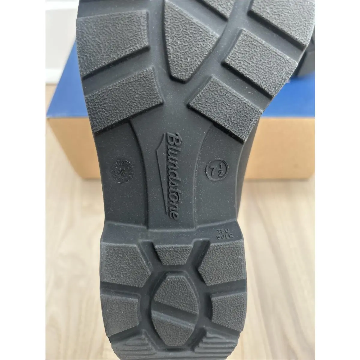 Blundstone shoes - 510 - 587-RUSTICBLACK-75 - Black (UPC: 9315891452823) 9