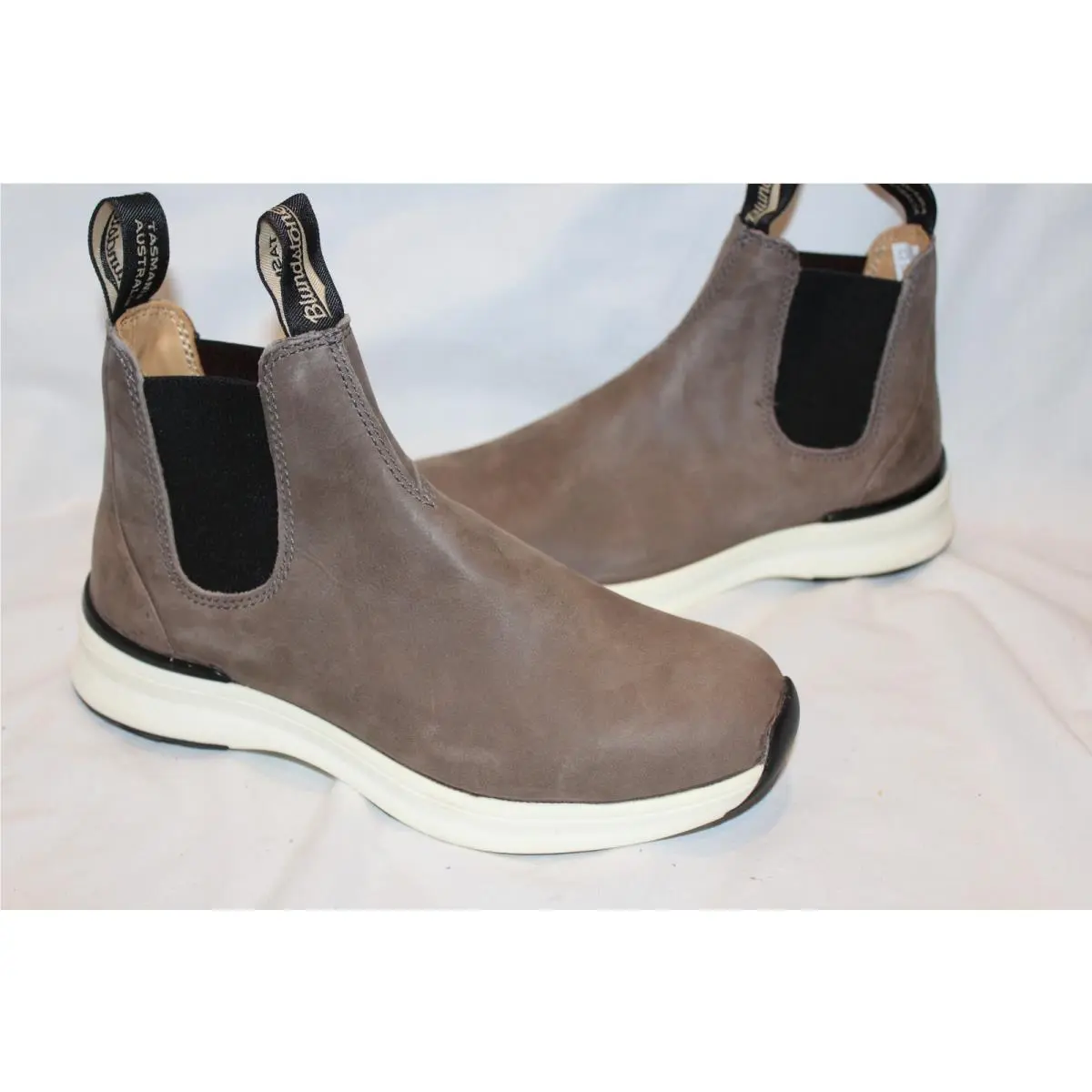 Blundstone shoes - Gray 2