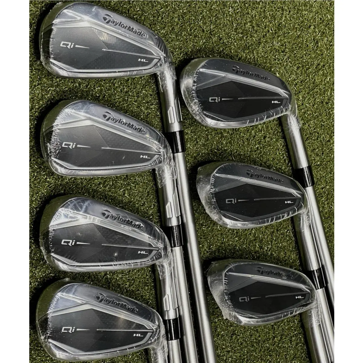 Taylormade Qi HL Iron Set 5-PW AW Graphite Speeder NX 50 Regular Flex