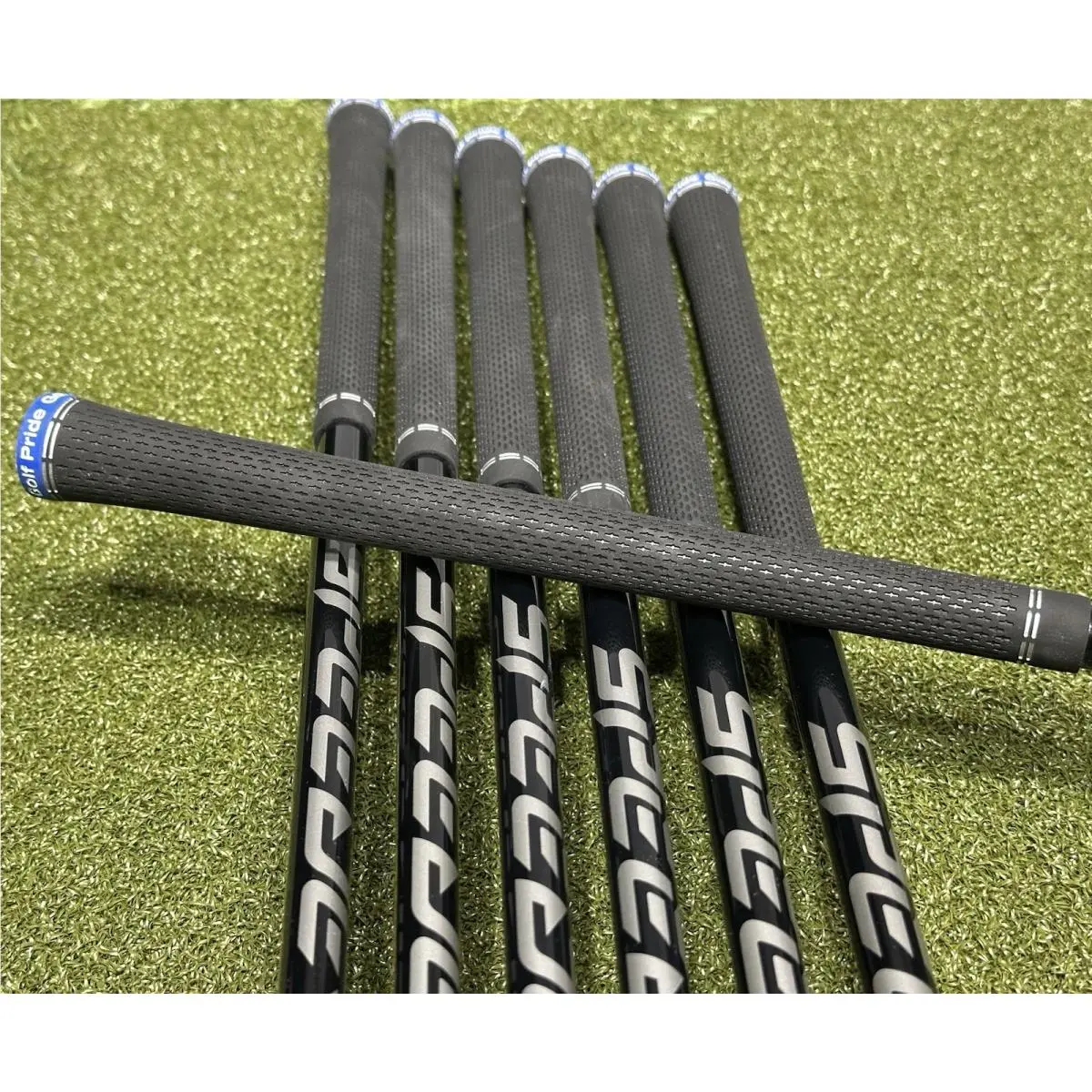 TaylorMade  - Qi HL - Chrome, Lie Angle: Black 7