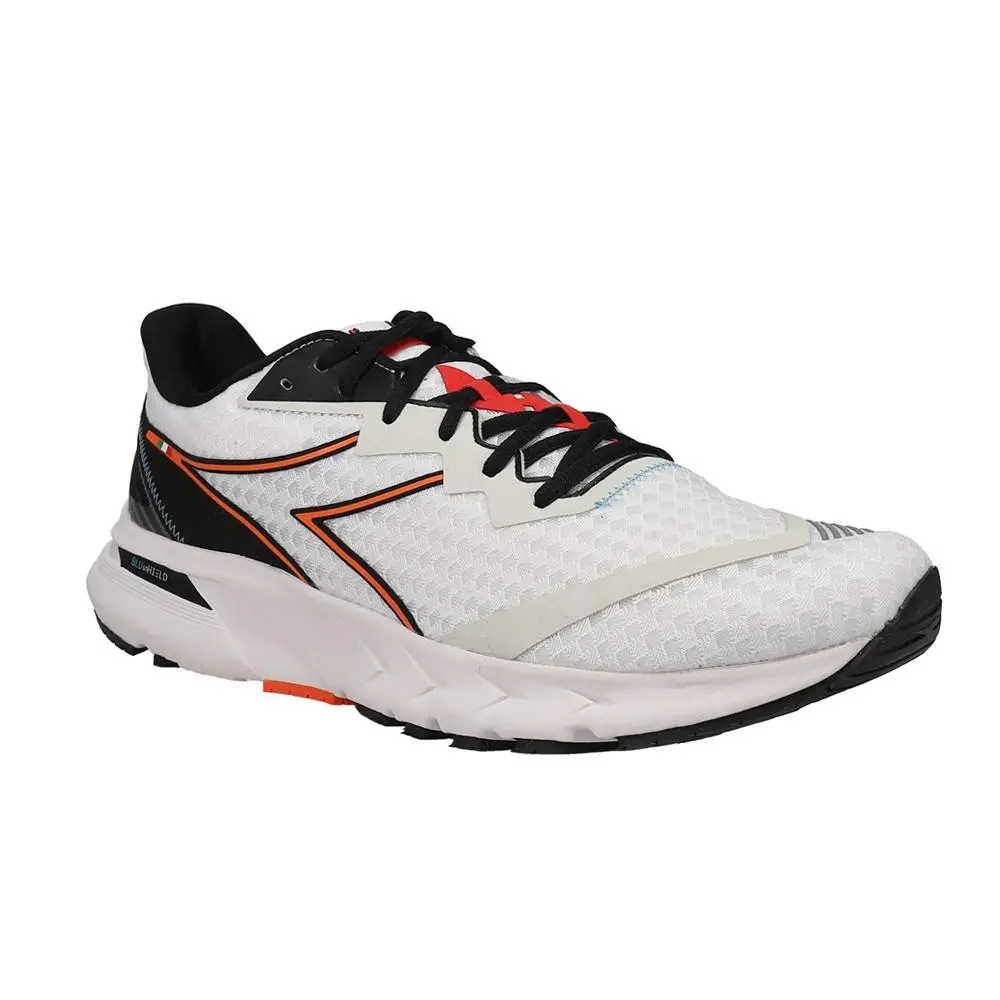 Diadora shoes - diadora Mythos Blushield Volo 2 Running - 178071-C9804 - White 0