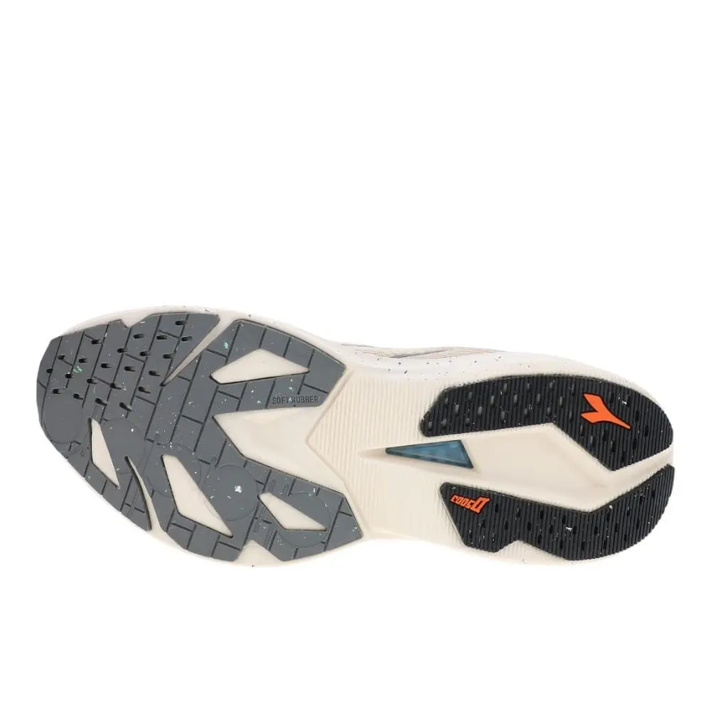 Diadora shoes - diadora Mythos Blushield Volo 5 2030 Running - 181491-D1275 - Beige 10