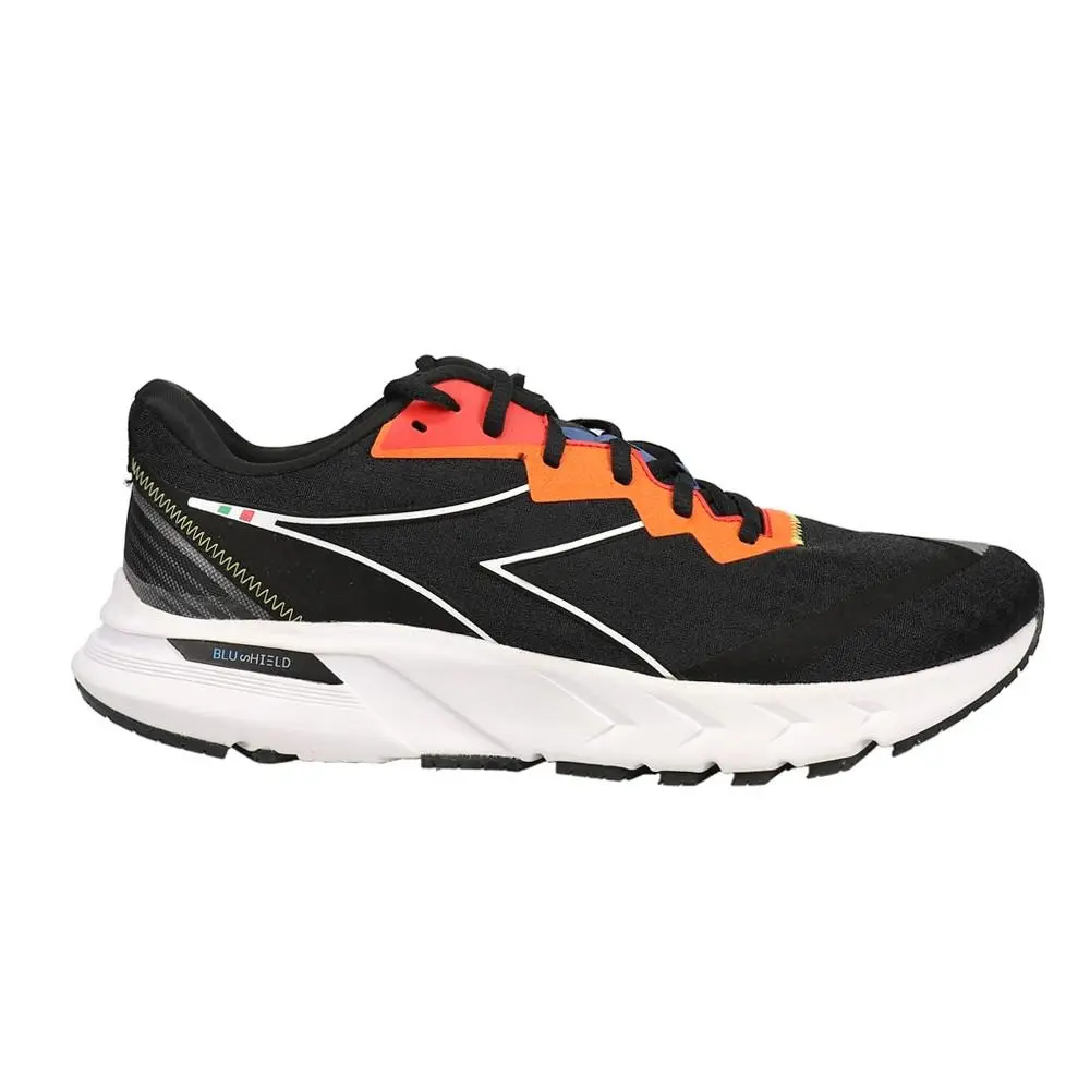 Diadora shoes - diadora Mythos Blushield Volo 2 Running - 178071-C9818 - Black 4