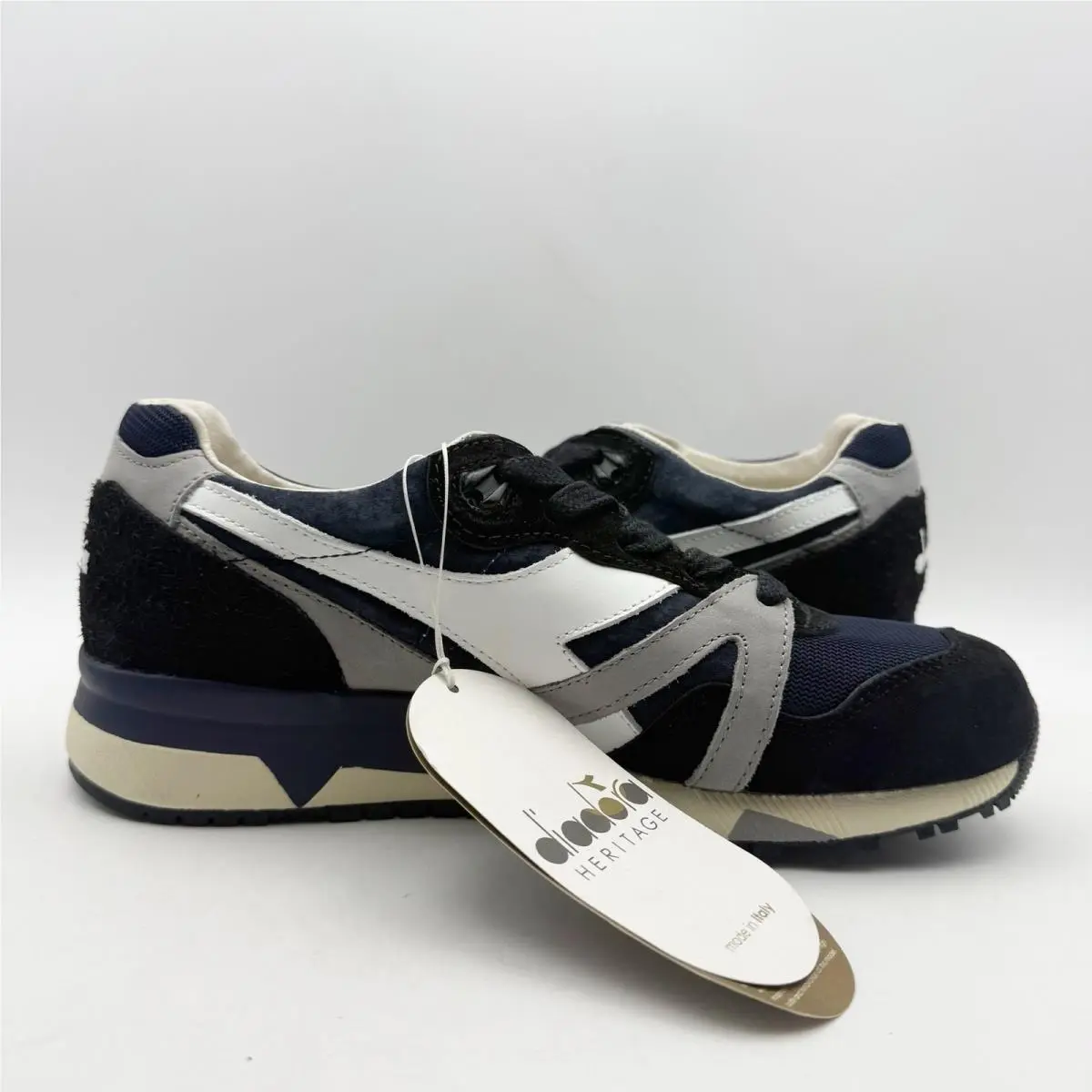 Diadora shoes - Black 2
