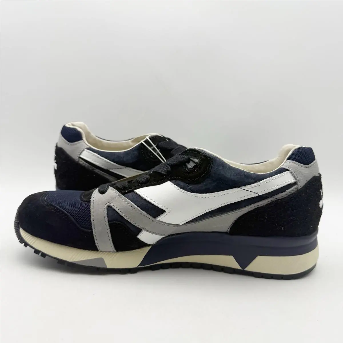 Diadora shoes - Black 5