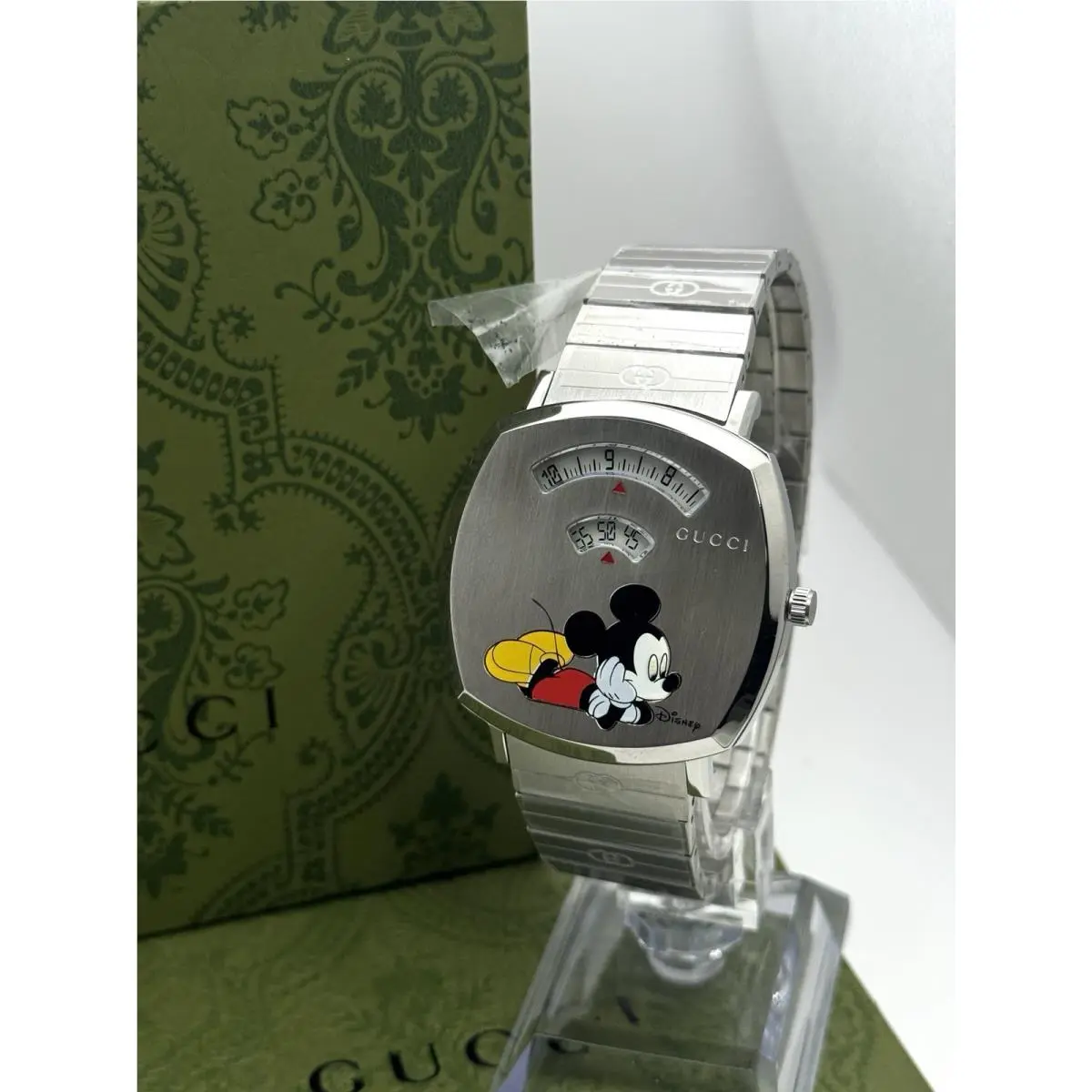 Grip Disney Mickey Mouse Silver Dial Silver Steel Strap Watch YA157419 by Gucci