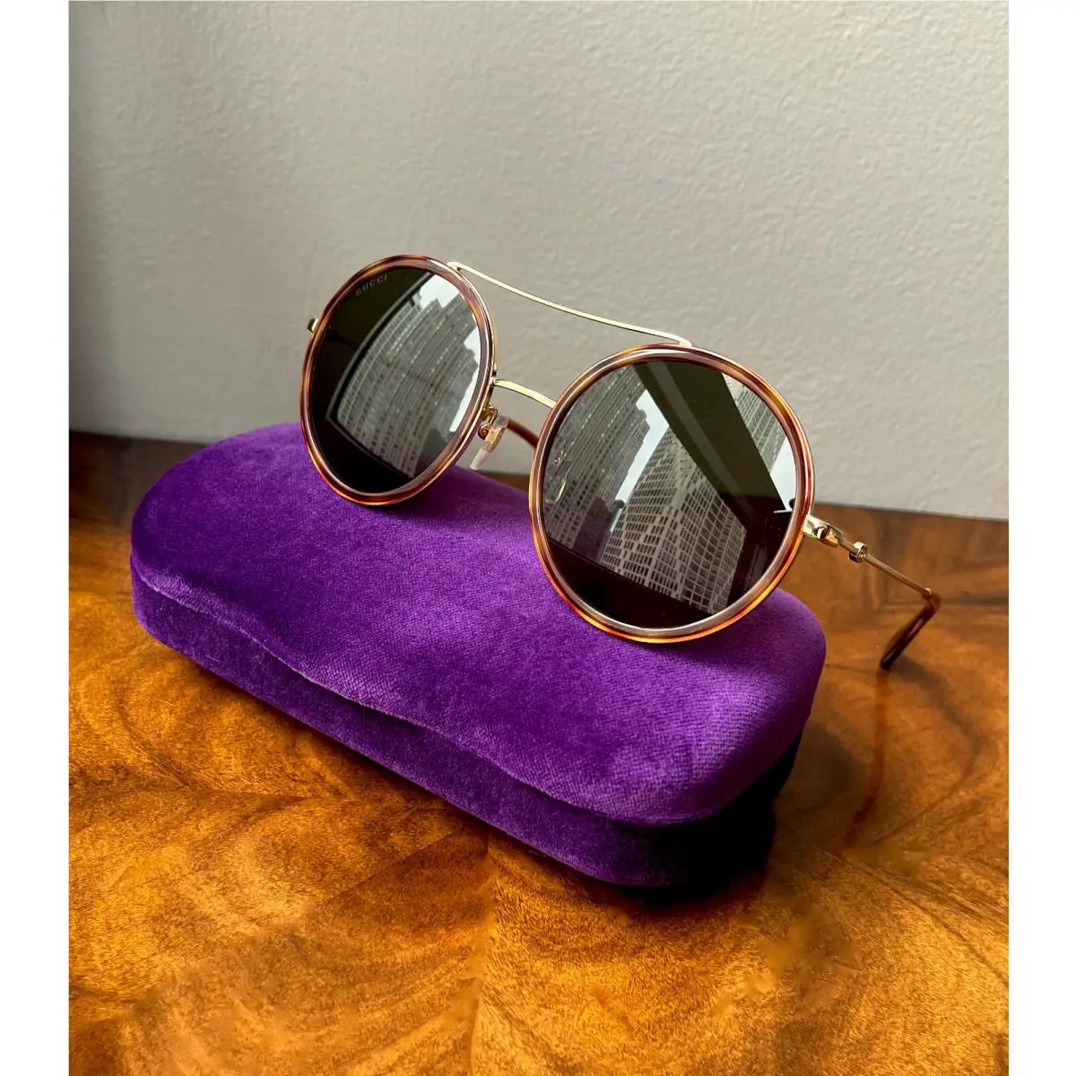 Blonde Havana W/endura Gold Oversized Round Green Lens Sunglasses by Gucci