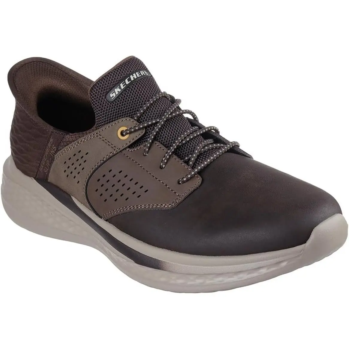 Skechers Men`s Streetwear Slade - Macklin Round Toe Leather Bungee Slip-ins - Chocolate