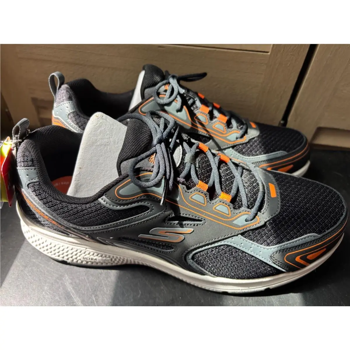 Skechers Men`s Go Run Consistent Black Orange Extra Wide Sneakers Size 10 12