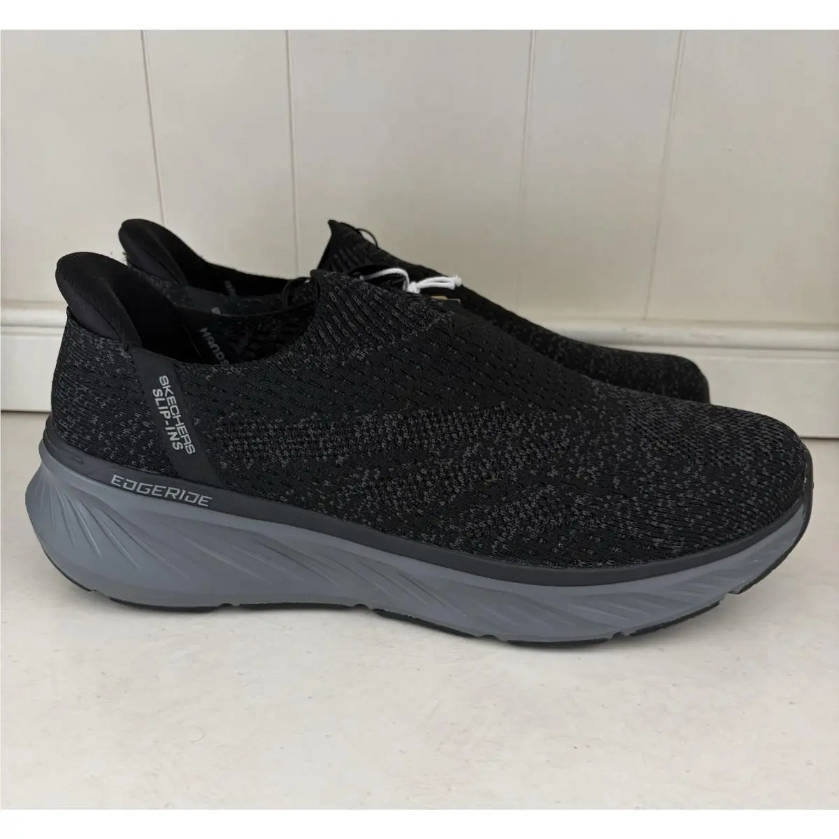Skechers Hands Free Slip Ins Extra Wide Black Size 10.5 Commissioner
