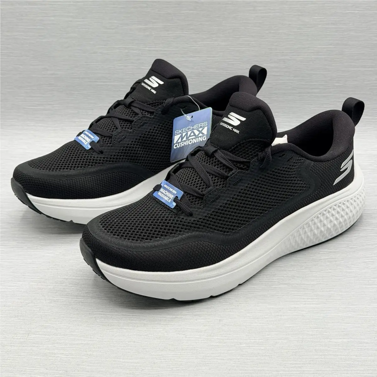 Skechers Men`s 10.5 Sneakers Black White Max GO Run Supersonic Comfort 246086