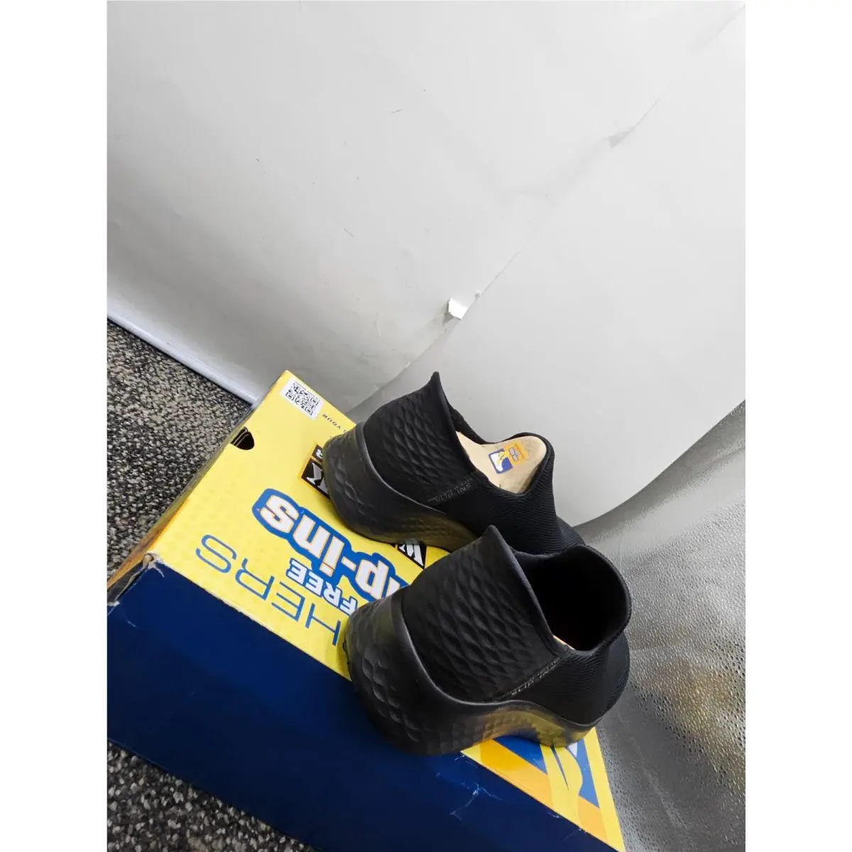 Skechers shoes - 108208.BLK - 108208BLK - Black (UPC: 198376106188) 4