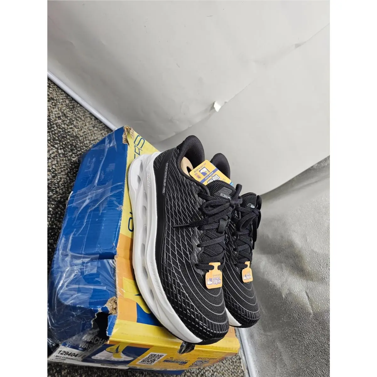 Skechers shoes - Max Cushioning Glide-Step Sapphire - Max Cushioning Sapphire - 129404 BKW - Black/White (UPC: 198739622140) 1