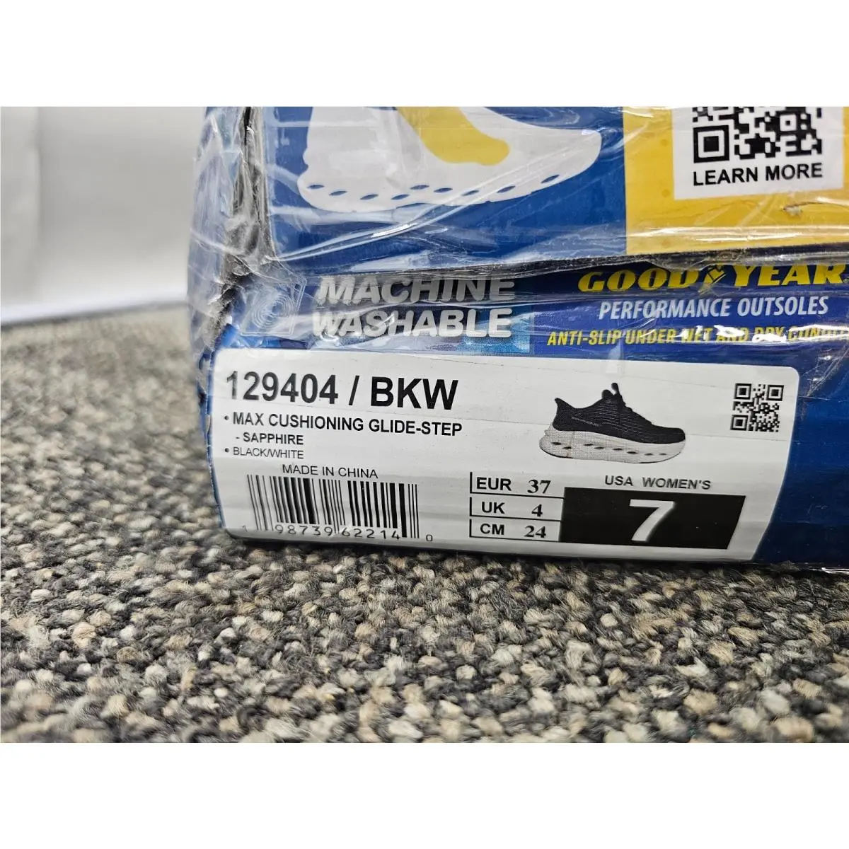 Skechers shoes - Max Cushioning Glide-Step Sapphire - Max Cushioning Sapphire - 129404 BKW - Black/White (UPC: 198739622140) 4