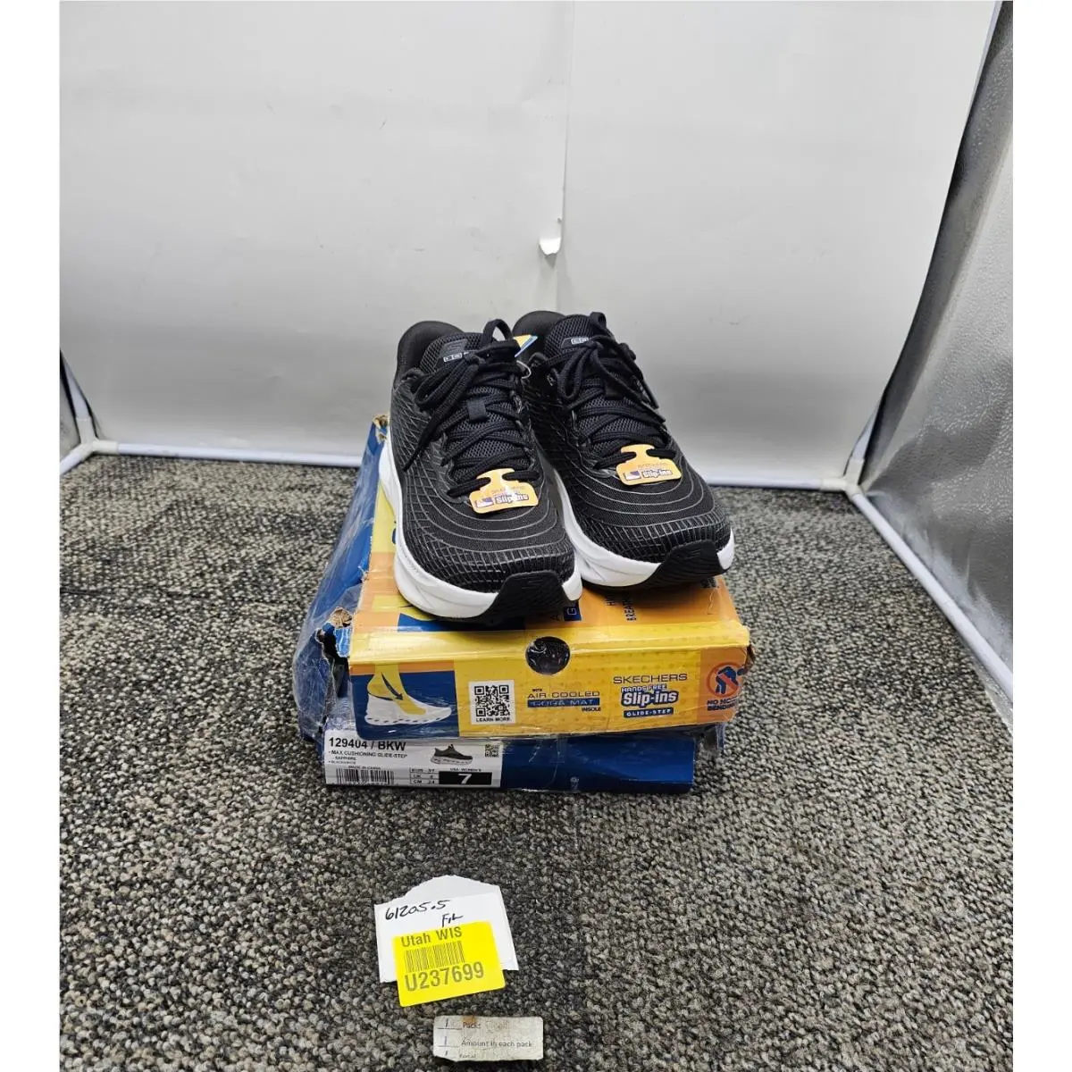 Skechers shoes - Max Cushioning Glide-Step Sapphire - Max Cushioning Sapphire - 129404 BKW - Black/White (UPC: 198739622140) 6