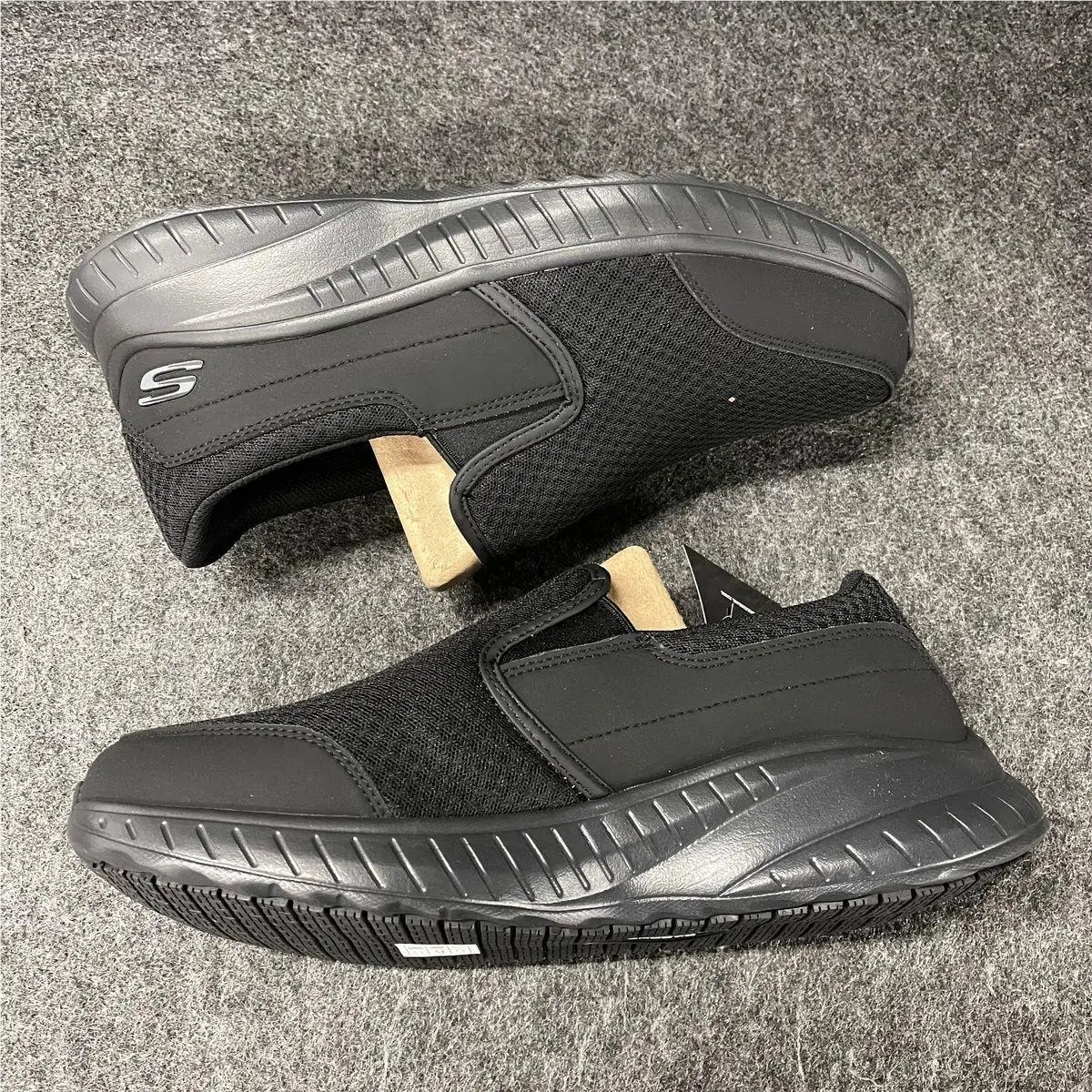 Skechers shoes - VS191409 - vs-191409 - Black (UPC: 197976537736) 0