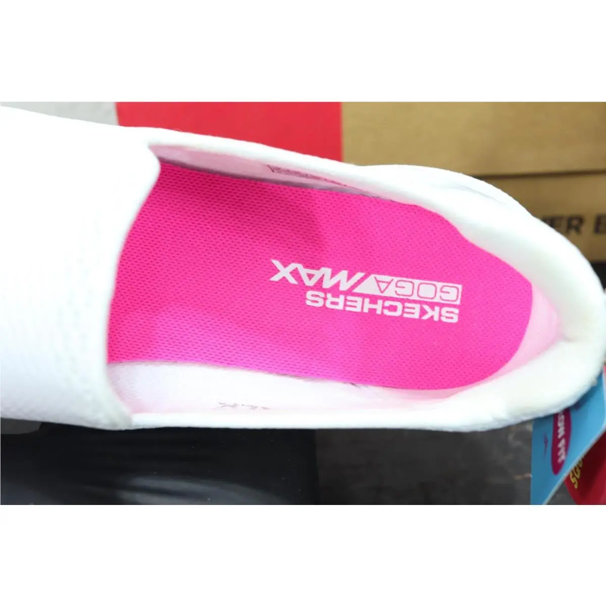 Skechers shoes - SKECHERS GO WALK Joy - WALK Joy - White 11