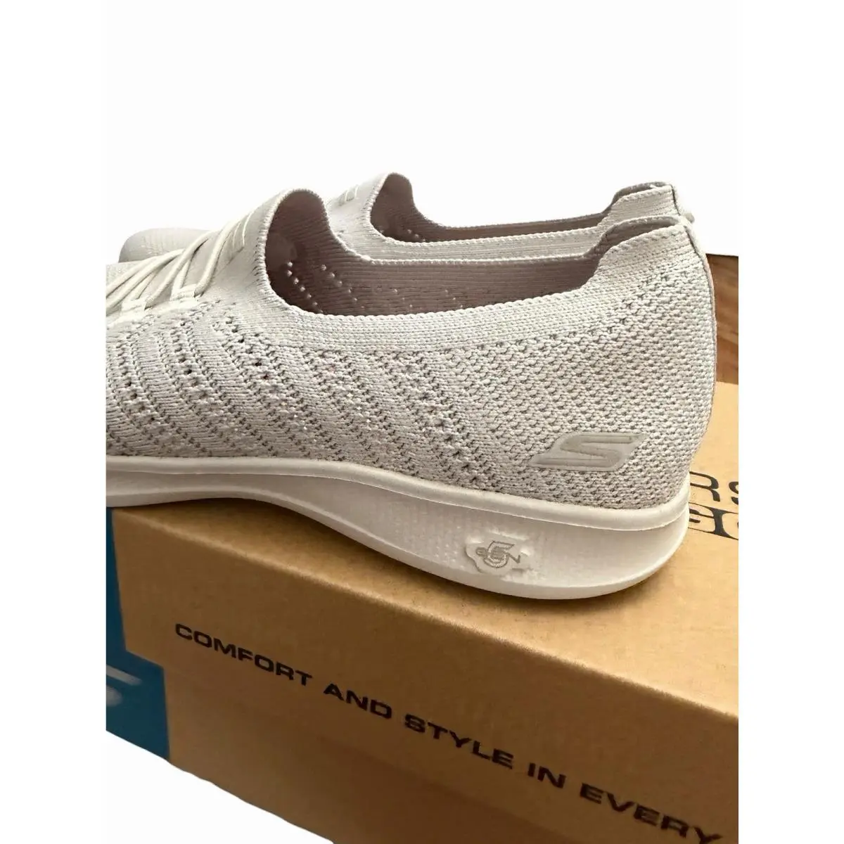 Skechers shoes - Skechers On the Go - the - 136307 - Beige (UPC: 196311194757) 5