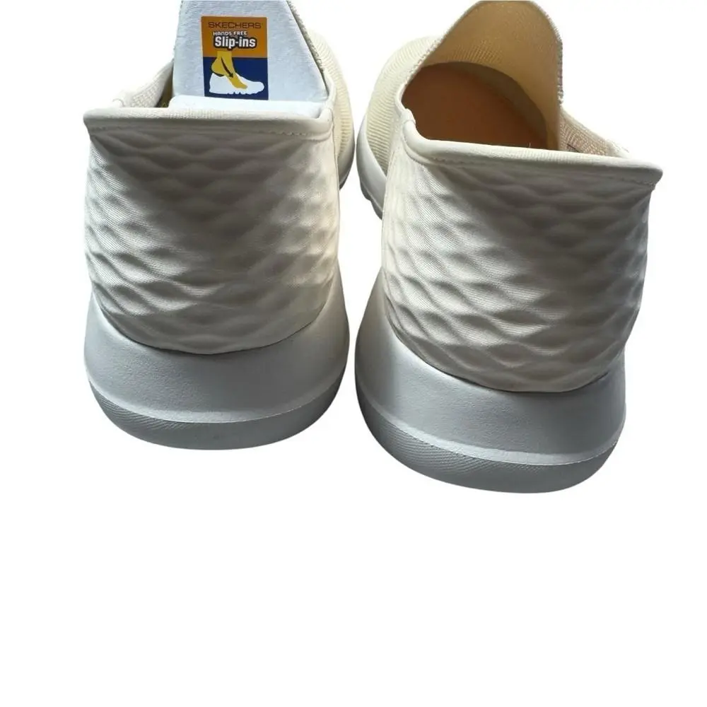 Skechers shoes - SKECHERS GO WALK Joy - WALK Joy - White 2
