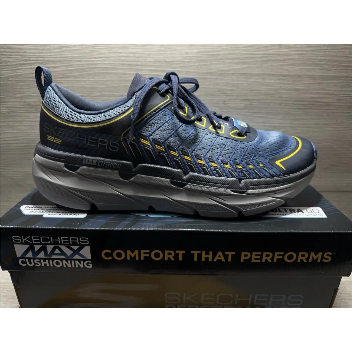 Men 10.5 Skechers Max Cushioning Premier - Endeavour 220070/NVBL