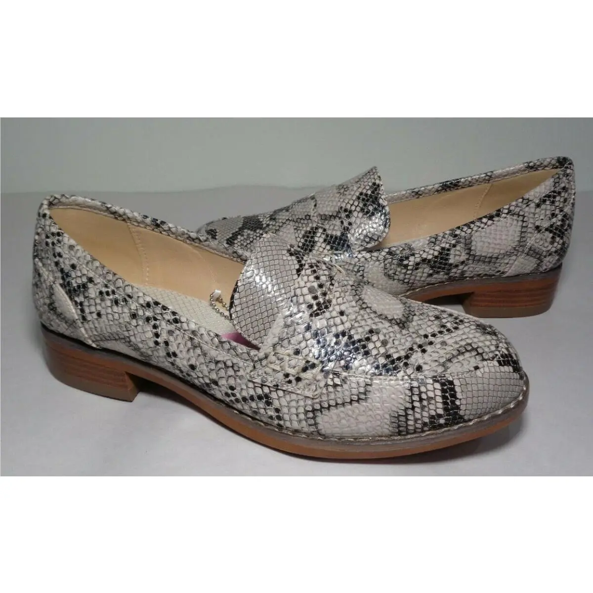 Skechers Size 7.5 M Lala Sly Natural Black Penny Loafers Women`s Shoes