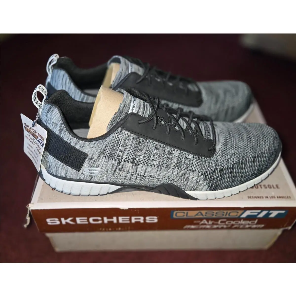 Skechers Mens Air Cooled Memory Foam Shoe Size 10.5