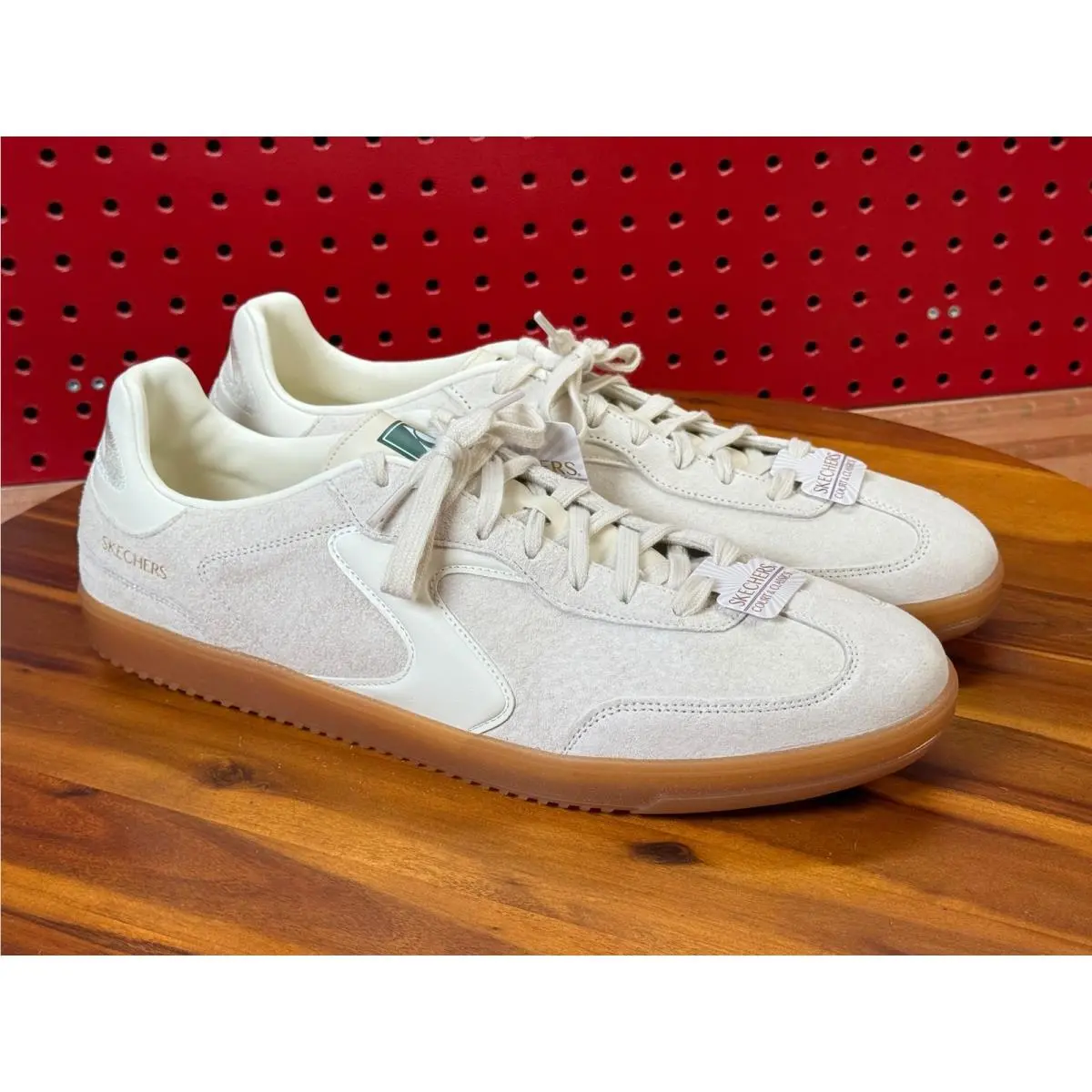 Skechers Mens Court Classics Natural Leather Suede Sneakers Size 13 Air Cooled