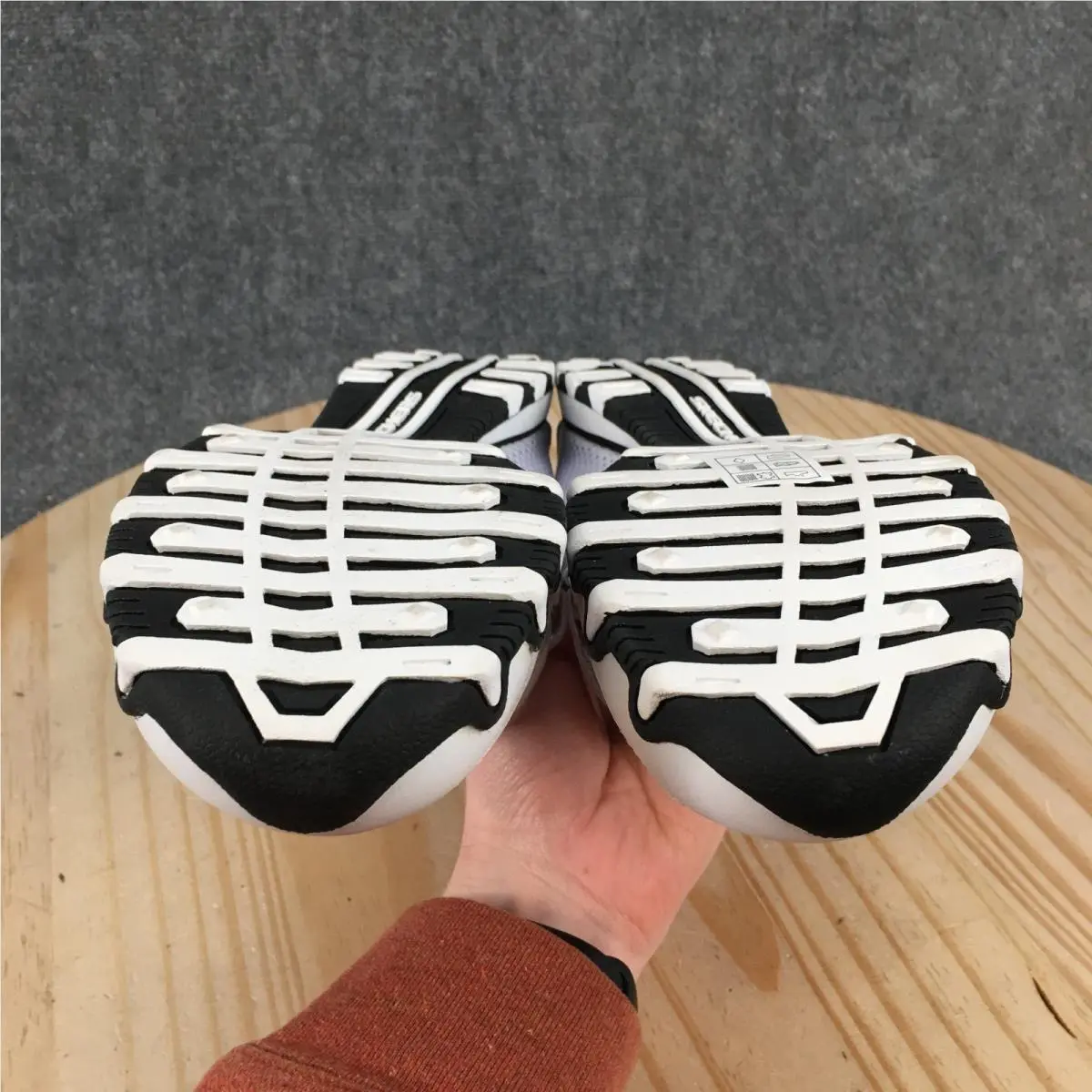 Skechers shoes - White 10