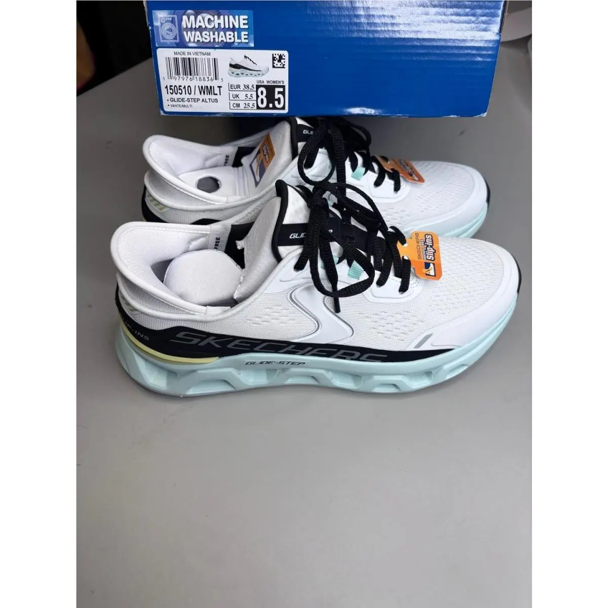 Skechers Women`s Slip-ins: Glide-step Altus Athletic Walking Sneakers size8.5