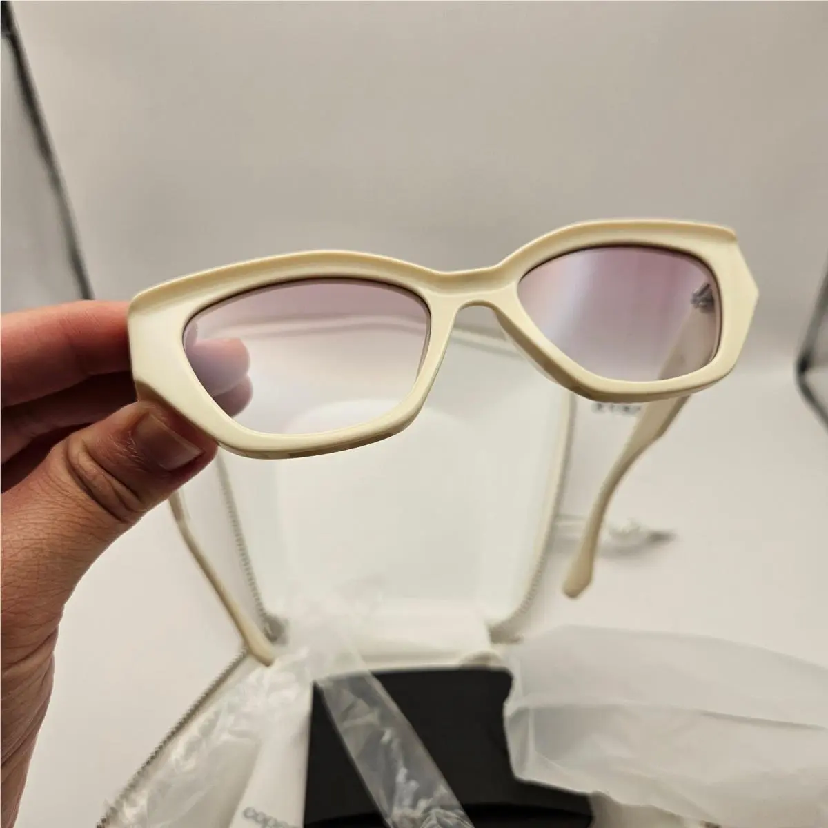 X Copperni 5G 01 White Sunglasses 52-19-144 by Gentle Monster