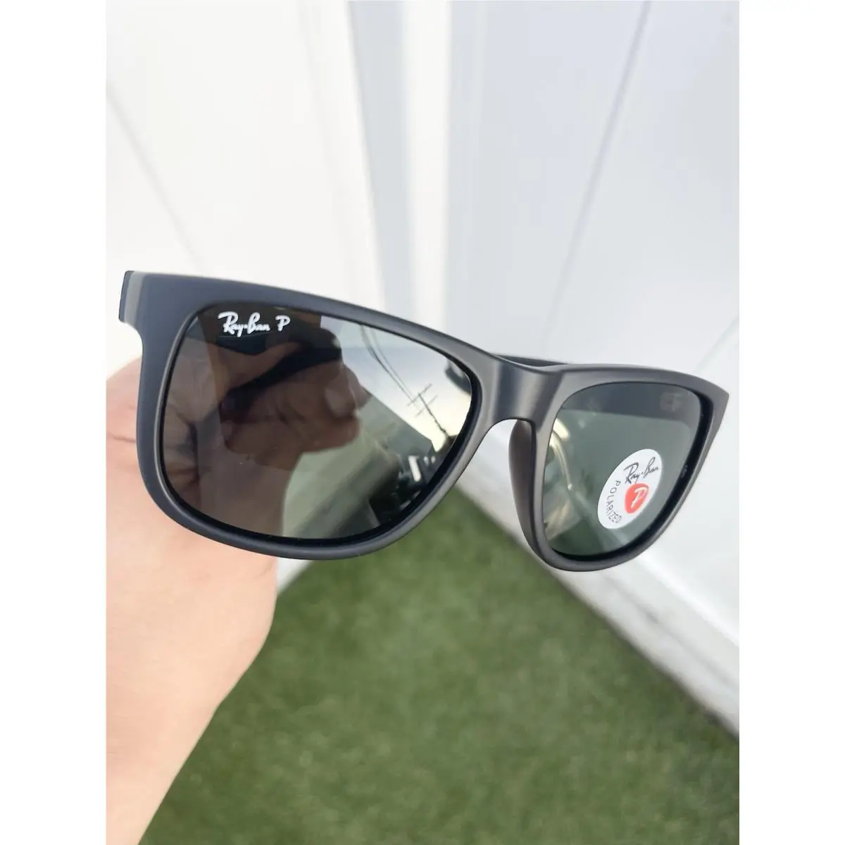 Ray Ban Justin Polarized RB4165 4165 Black G15 Size 54/16 Case Included