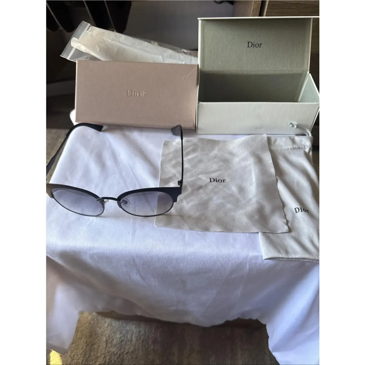 Dior Glossy Sunglasses Black Gradient Cat Eye Unisex Excellent Polarized. ￼