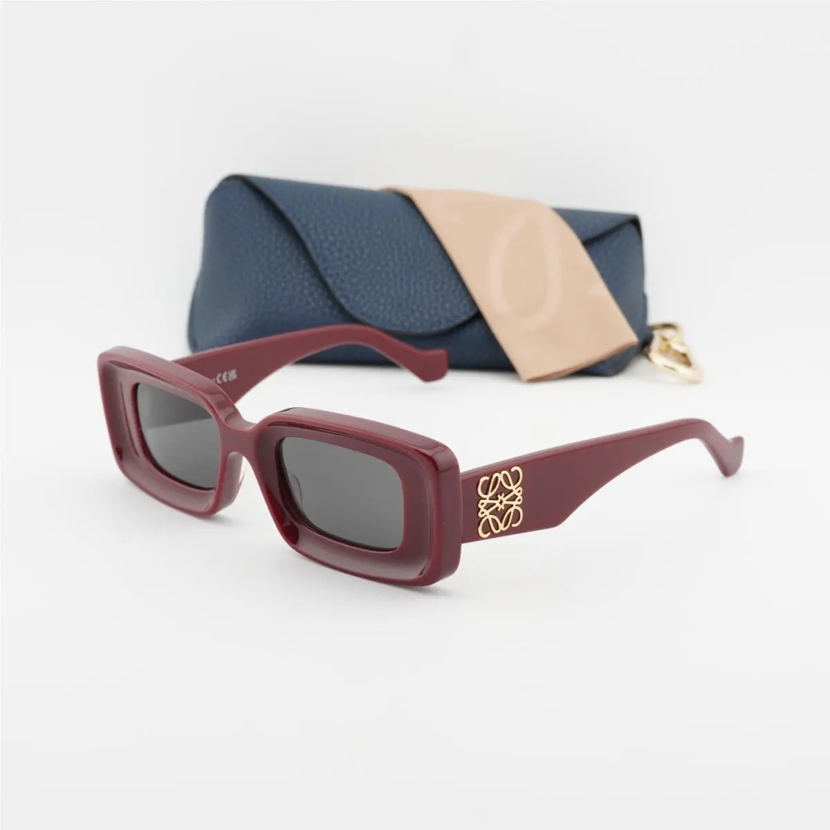 Loewe LW40101I 66A Shiny Burgundy/gold/grey 46-22-140 Sunglasses