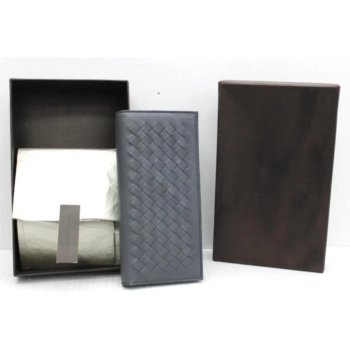 Bottega Veneta Intrecciato Bifold Long Wallet Gray Leather Men`s Italy W/box