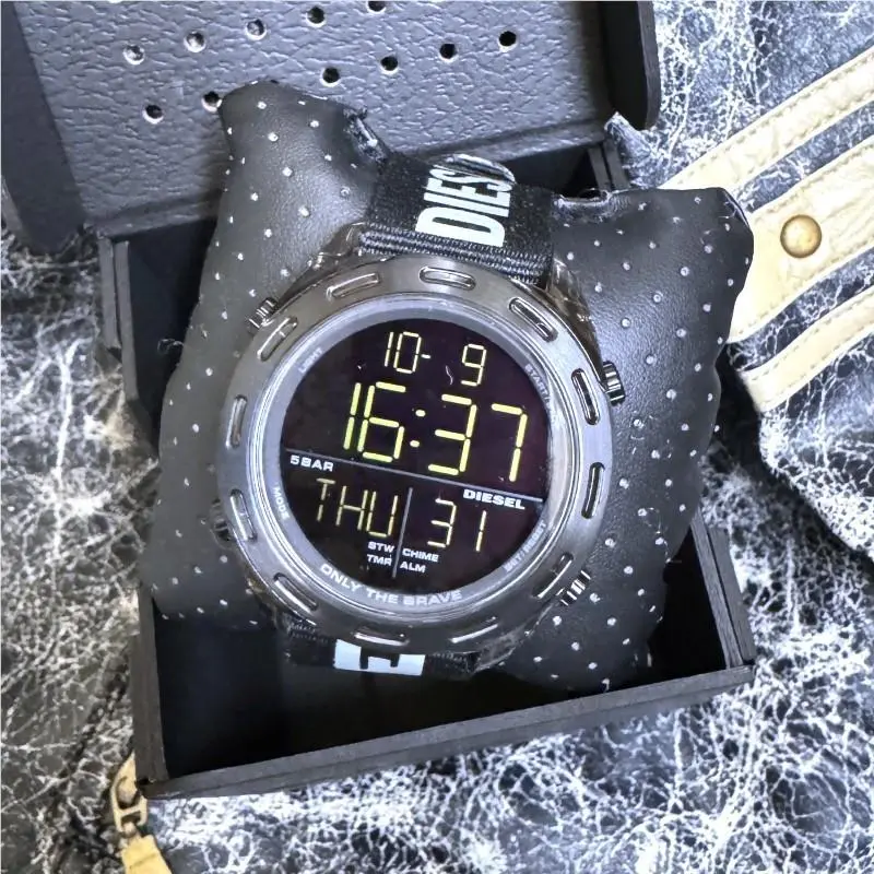 Diesel DZ1985 Crusher Digital Black Fabric Watch