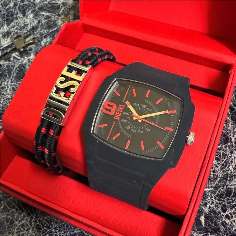 `s Gift Set Features Cliffhanger 2.0 Three-hand Watch DZ2191 Set by Diesel