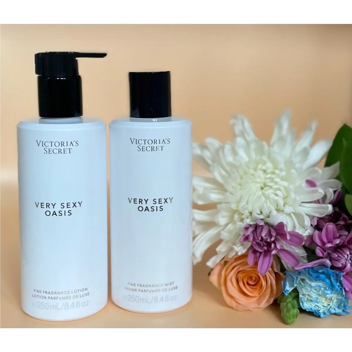 Victoria`s Secret Very Sexy Oasis FF Mist Lotion 8.4 fl oz Bundle