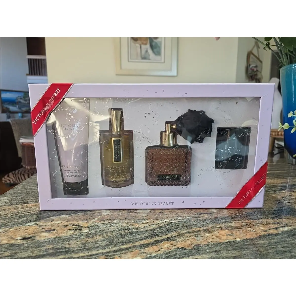 Victorias Secret Scandalous Eau DE Parfum 3.4 Fl Oz Lotion 3.4 Candle Gift Set