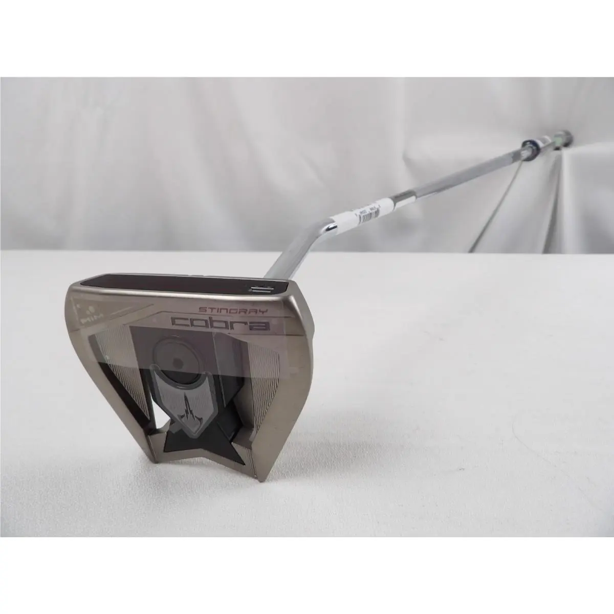 2026 Cobra Mim Stingray Putter - 34 - Super Stroke Pistol 1.0 Grip