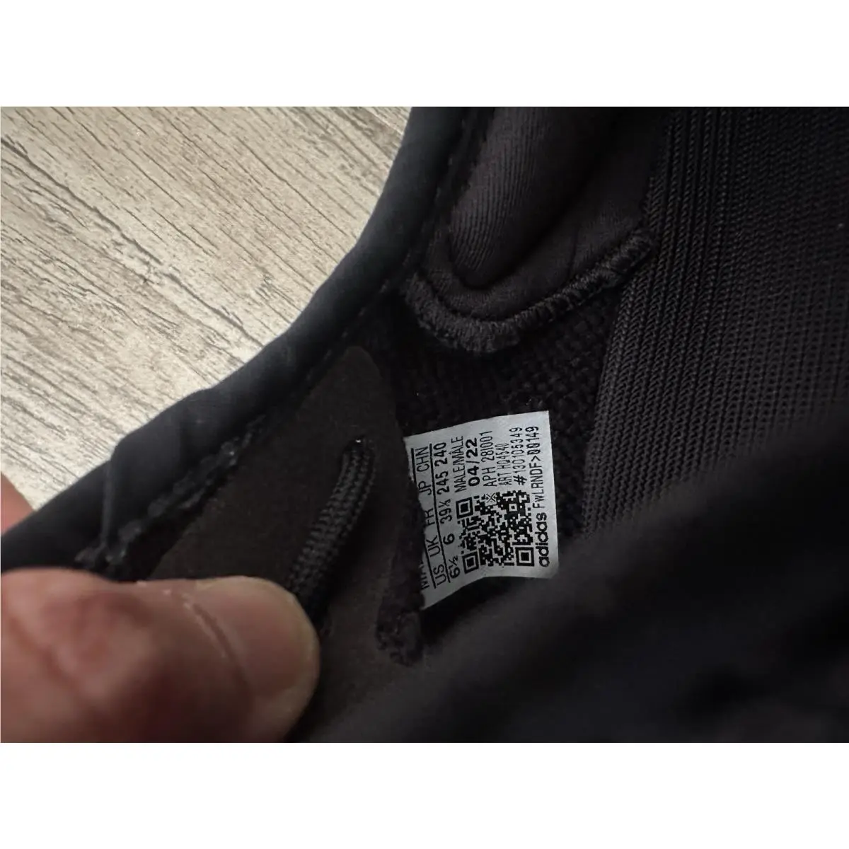 Adidas shoes - Black 3